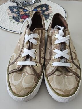 Coach Women's Shoes
